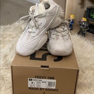 Yeezy 500 color blush